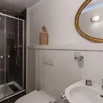 'Watch Maker' 3 Bedroom Apartment Apartment *