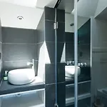 'Watch Maker' 3 Bedroom Apartment