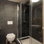 'Watch Maker' 3 Bedroom Apartment *
