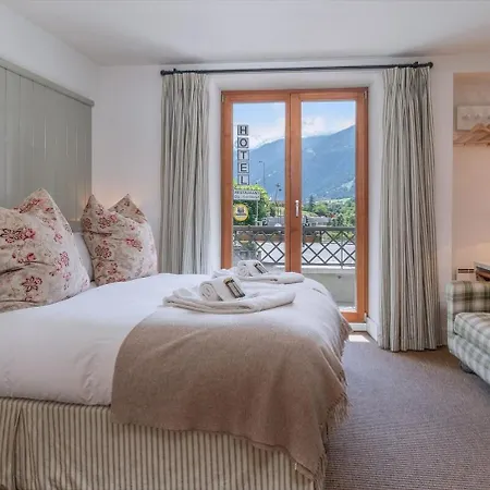 'Watch Maker' 3 Bedroom Apartment *