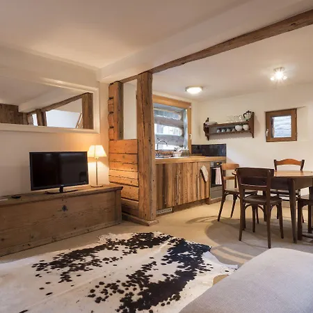 'Watch Maker' 3 Bedroom Apartment