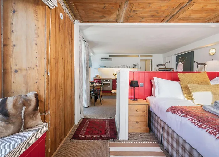Apartamento 'Watch Maker' 3 Bedroom Apartment *