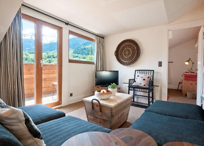 'Watch Maker' 3 Bedroom Apartment *