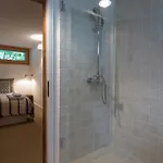 'Watch Maker' 3 Bedroom Apartment דירה Le Châble