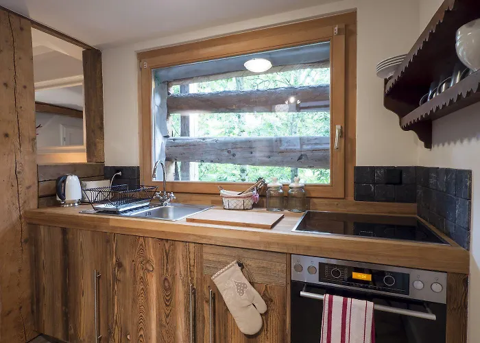 'Watch Maker' 3 Bedroom Apartment Daire